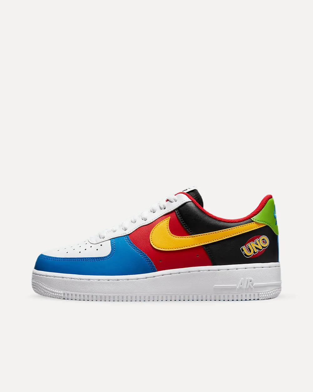 Nike Air Force 1 ’07 QS „UNO“ White / Yellow Zest / University Red DC8887-100 sneaker