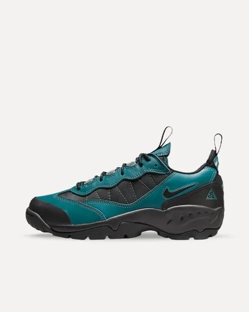 Nike ACG Air Mada „Ash Green“ Black / Black / Ash Green DM3004-001 sneaker