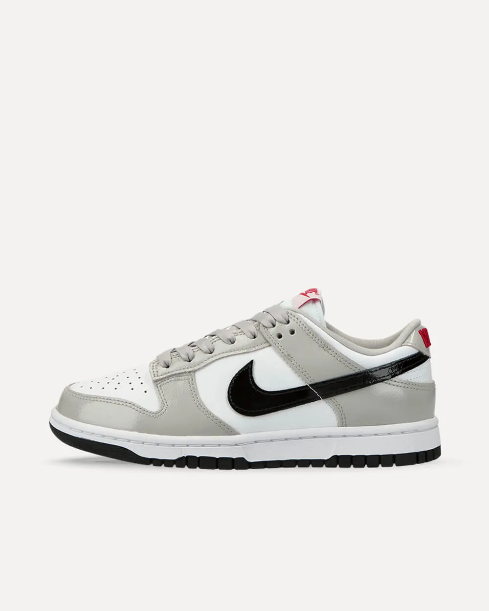 Nike Wmns Dunk Low „Light Iron Ore“ LT IRON ORE/BLACK-WHITE-UNIVERSITY RED DQ7576-001 sneaker