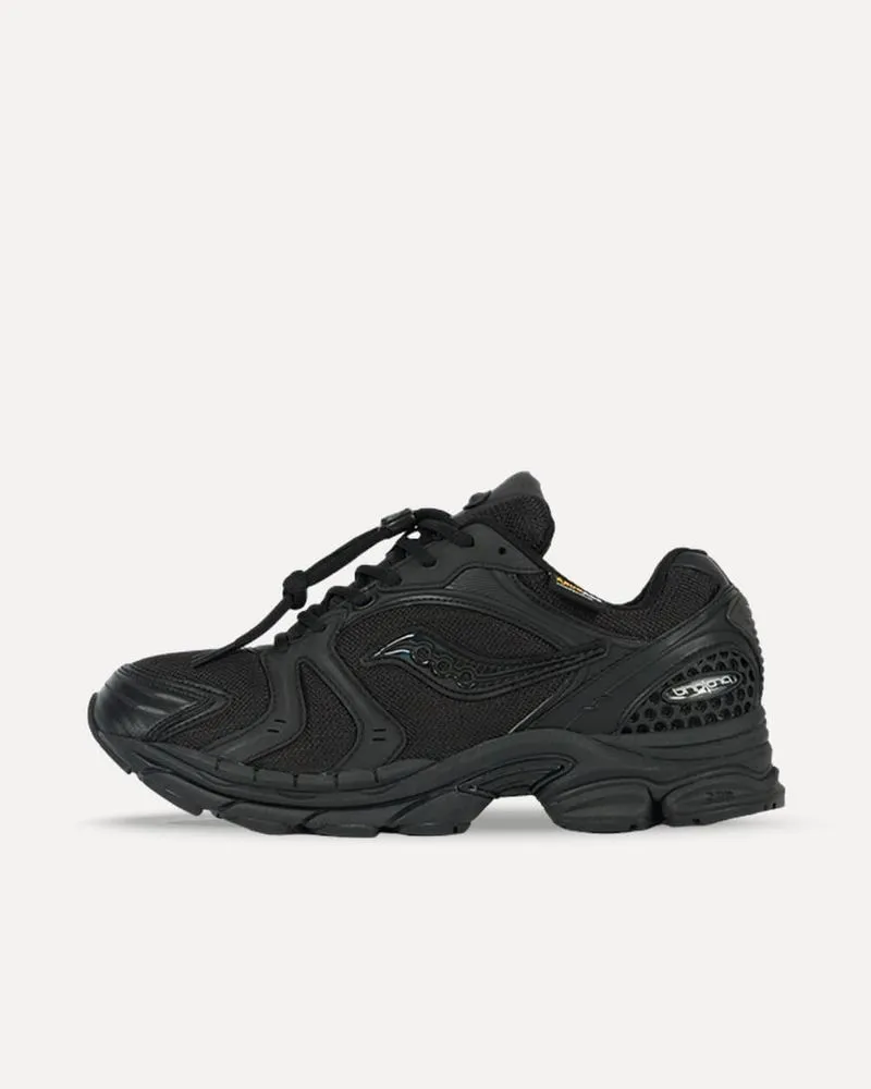 Saucony ProGrid Triump 4 „Gorpcore“ Black S70758-1 sneaker