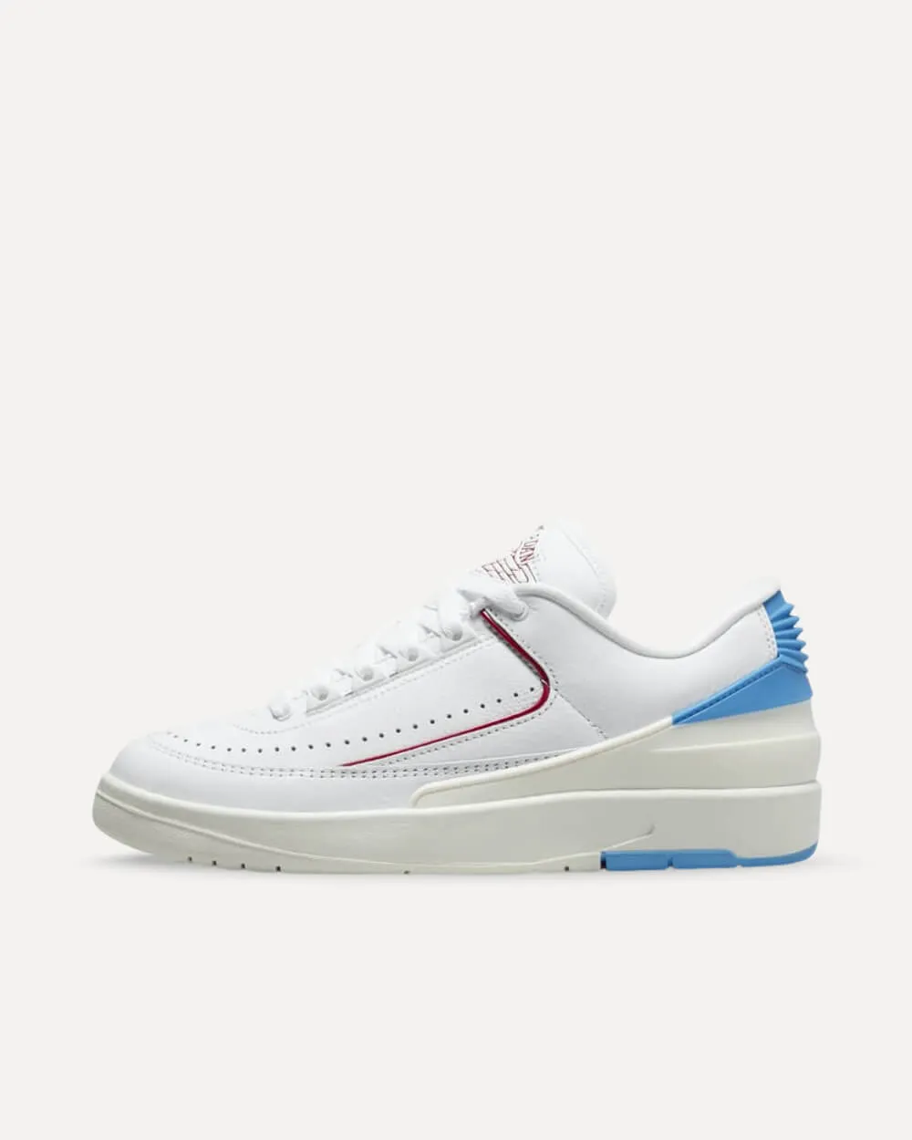 Nike Wmns Air Jordan 2 Low „UNC to Chicago“ White/Fire Red-Dark Powder Blue-Sail DX4401-164 sneaker