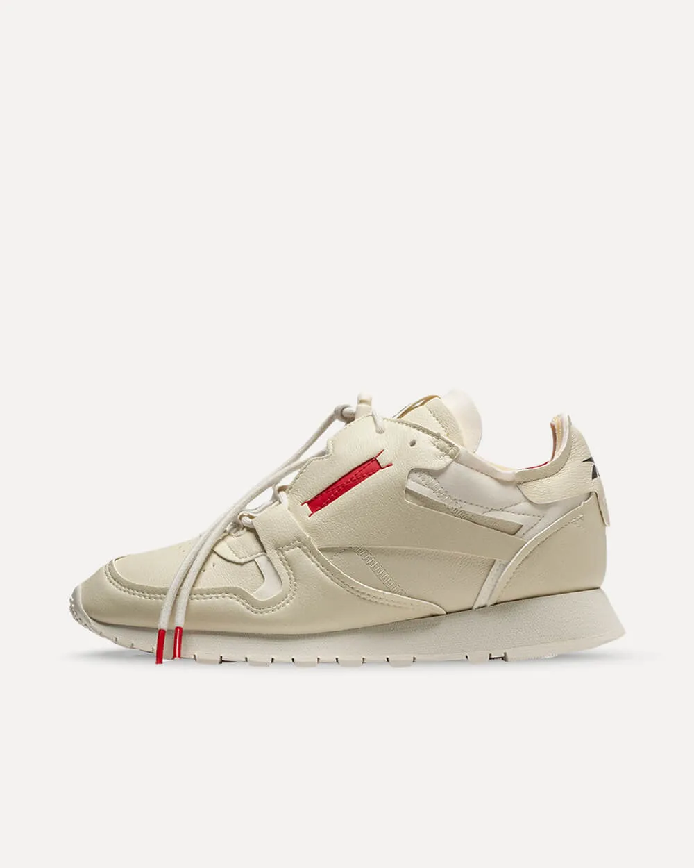 Reebok x Milk Studios Classic Leather Vegan Vintage Chalk / Vector Red / Core Black IG9802 sneaker