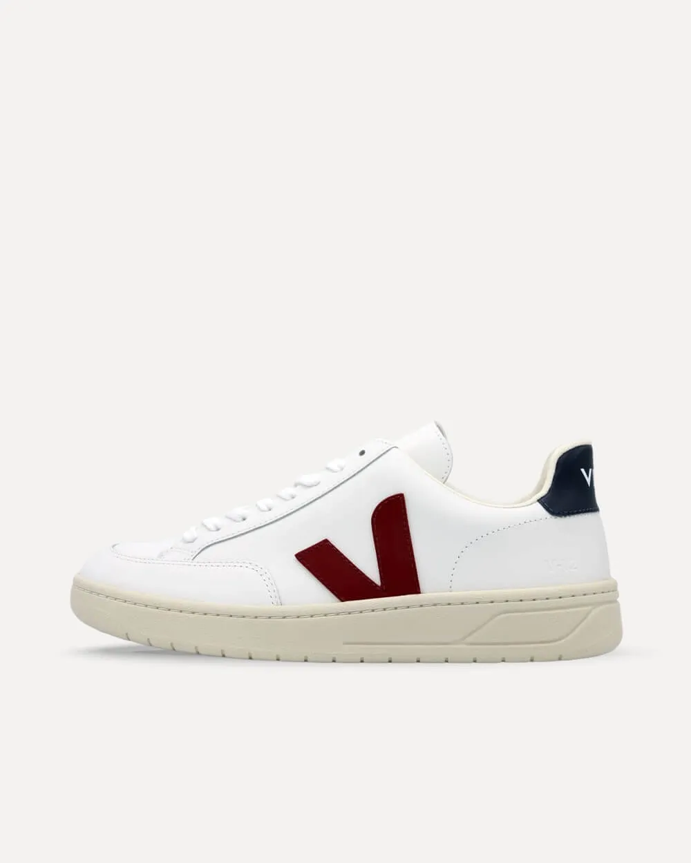 Veja V-12 Leather White / Marsala / Nautico XD021955B sneaker