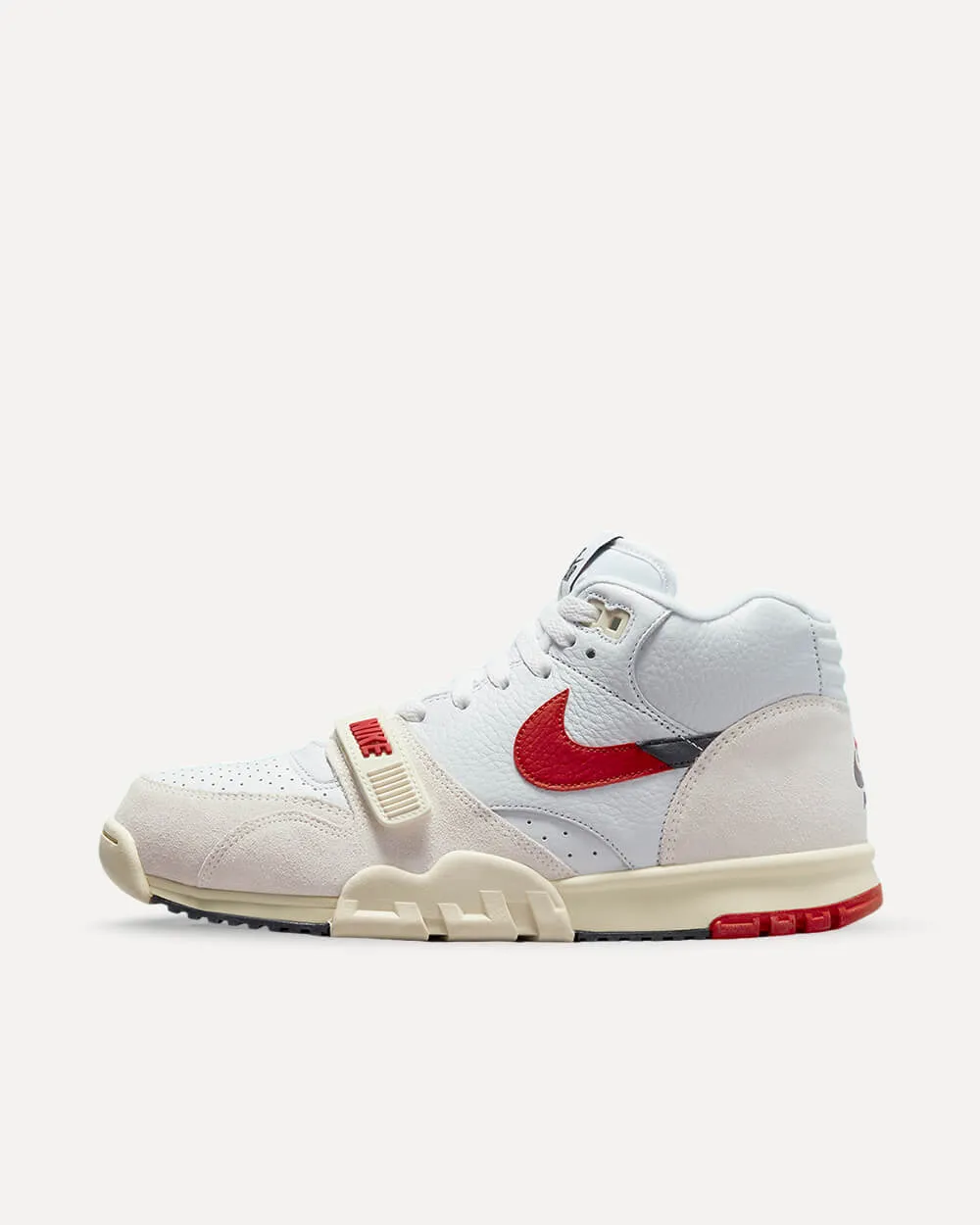 Nike Air Trainer 1 „Chicago Split“ White / University Red / Black / Coconut Milk DZ2547-100 sneaker