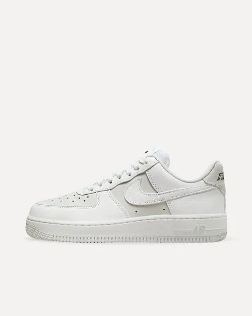 Nike Air Force 1 ’07 LX „Phantom Dust“ White / Light Smoke Grey / Photon Dust / White DZ2708-102 sneaker