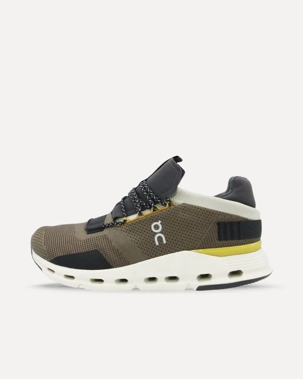 On Cloudnova Ivy / Eclipse 26.98492 sneaker