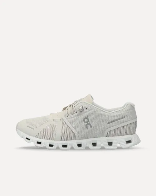 On Cloud 5 W Pearl / White 59.98773 sneaker