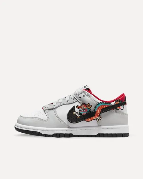 Nike Dunk Low GS „Year of the Dragon“ WHITE/WHITE/UNIVERSITY RED/BLACK FZ5528-101 sneaker