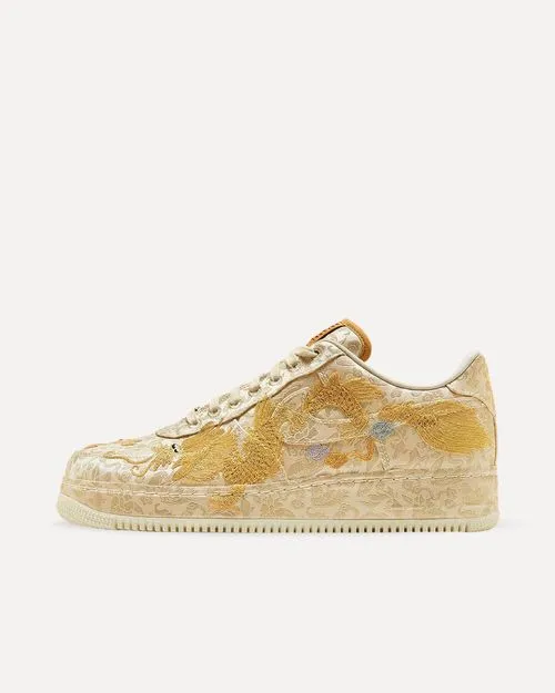 Nike Air Force 1 Low ’07 „Year of the Dragon“ METALLIC GOLD/METALLIC GOLD-LILAC HJ4285-777 sneaker