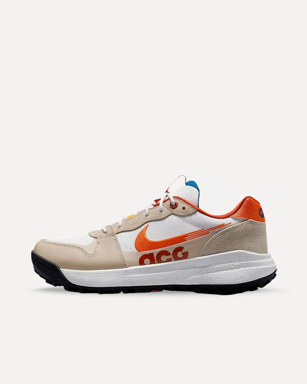Nike ACG Lowcate Summit White/Summit White/Safety Orange/Cinnabar FD4204-161 sneaker