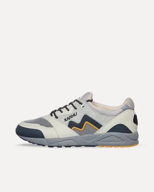 Karhu Aria 95 Lily White / India Ink F803114 sneaker