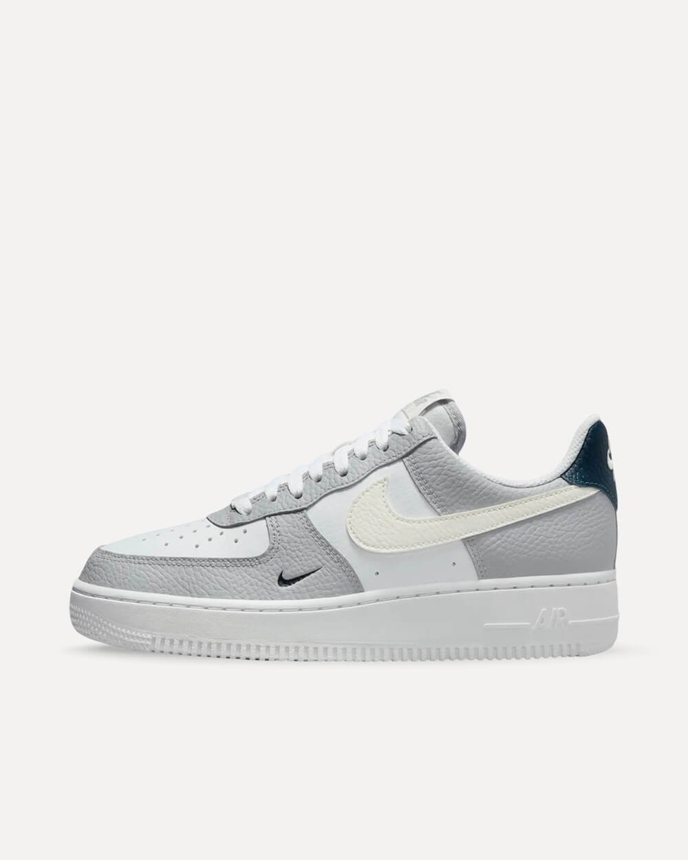 Nike Air Force 1 ’07 Wolf Grey/Sail/White/Navy HV2376-001 sneaker