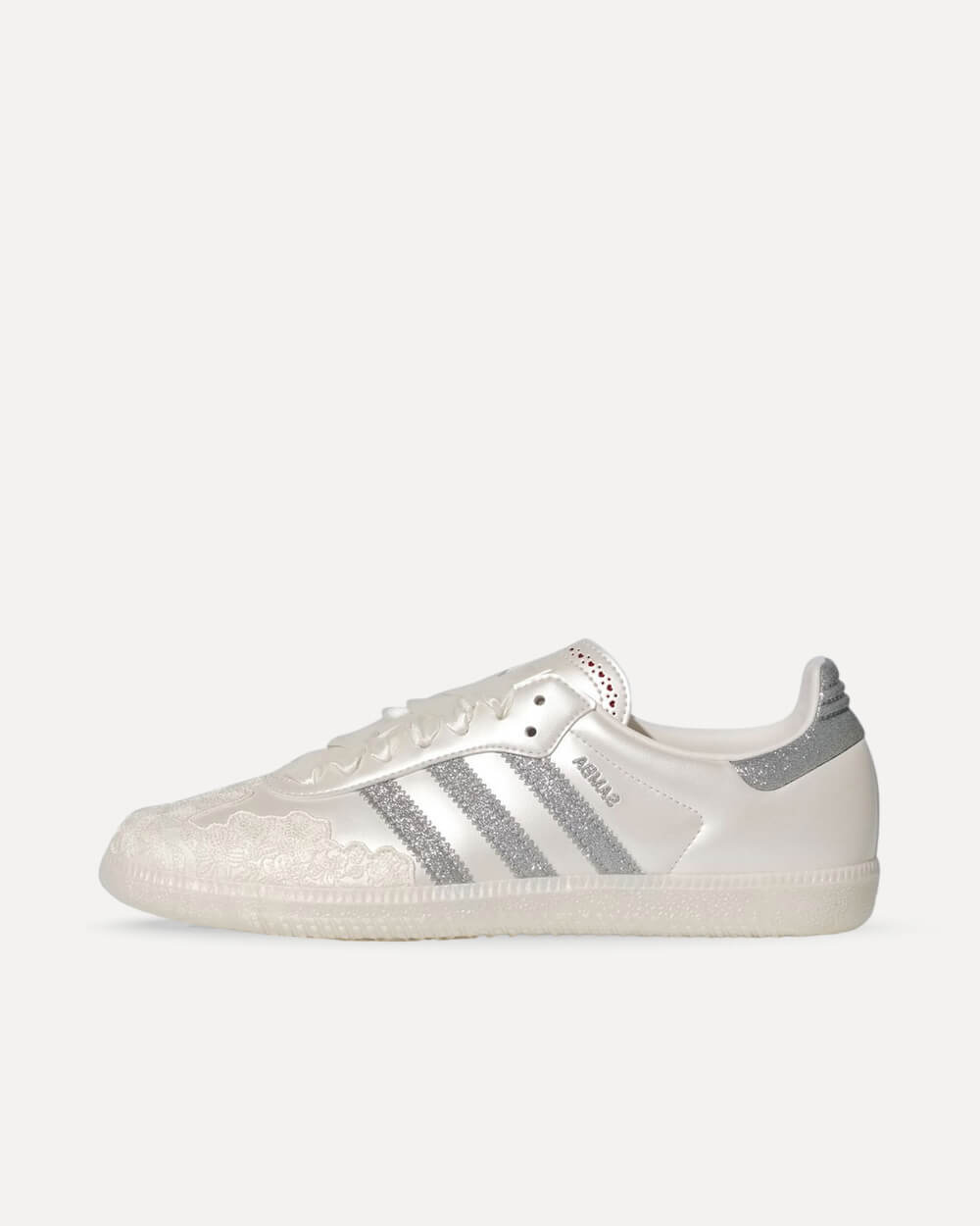 adidas Originals Samba “Valentine’s Day” Chalk White/Silver Metallic HP3658 sneaker